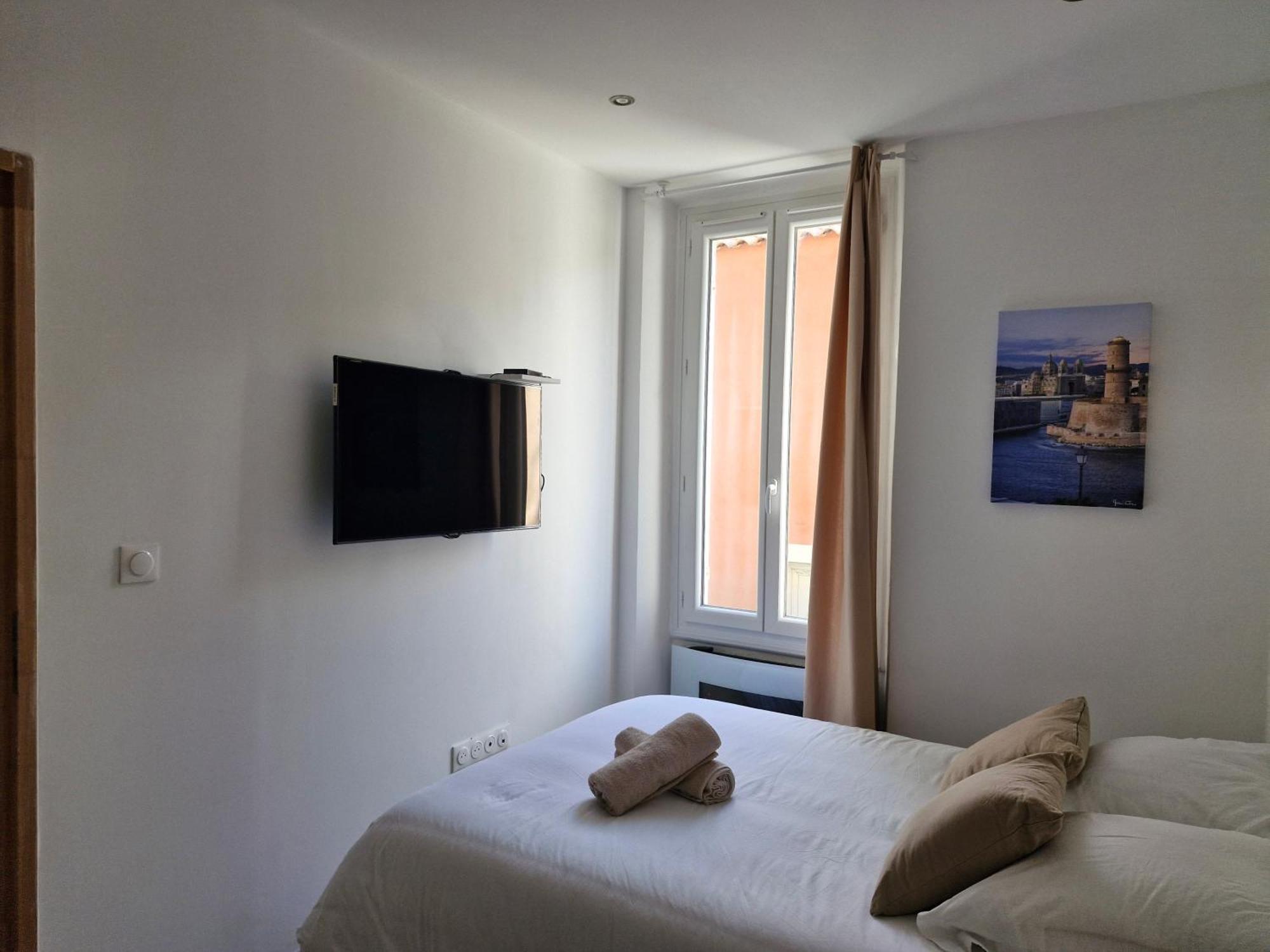 Appartement Tout Confort A 2 Pas Du Centre Ville 欧巴涅 外观 照片
