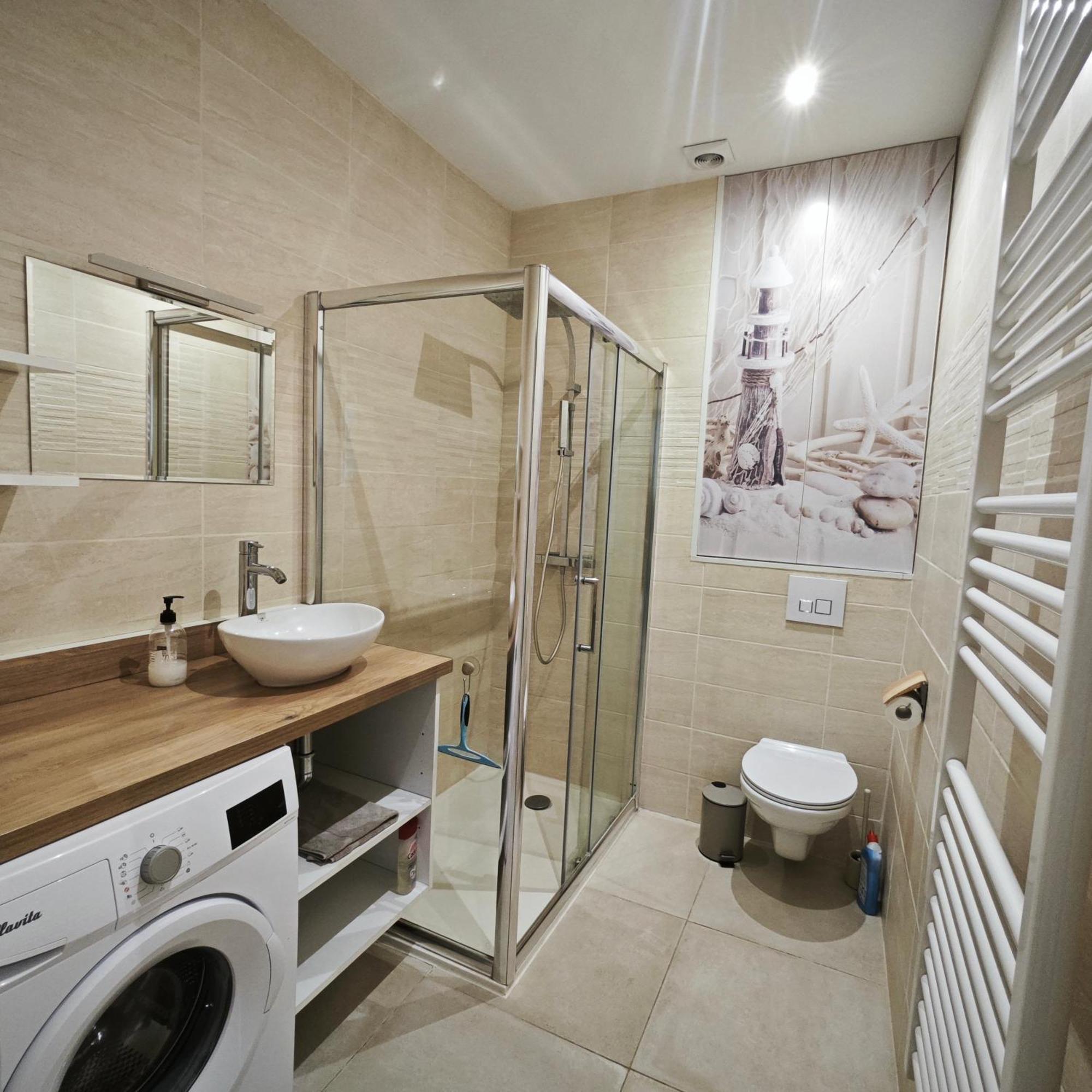 Appartement Tout Confort A 2 Pas Du Centre Ville 欧巴涅 外观 照片